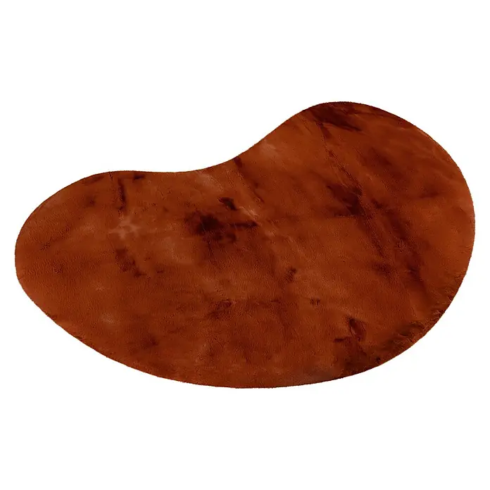 Fellteppich Happy - Terra, 230 x 160 cm, Oval, 100 % Polyester (Flor) - Ein nierförmiger, brauner Teppich mit weicher Textur, ideal für Wohnräume, der Wärme und Komfort ausstrahlt.