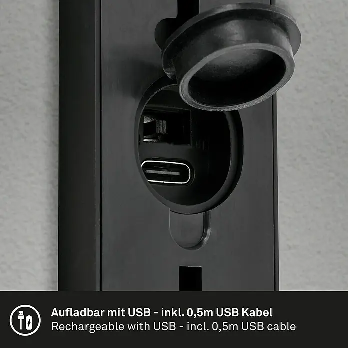 Briloner Akku-Wandleuchte Lima - 15,5 x 7 x 8 cm, Schwarz, Warmweiß, 6 W, IP44 - Nahaufnahme einer schwarzen USB-Buchse mit der Aufschrift "Aufladbar mit USB - inkl. 0,5m USB Kabel".