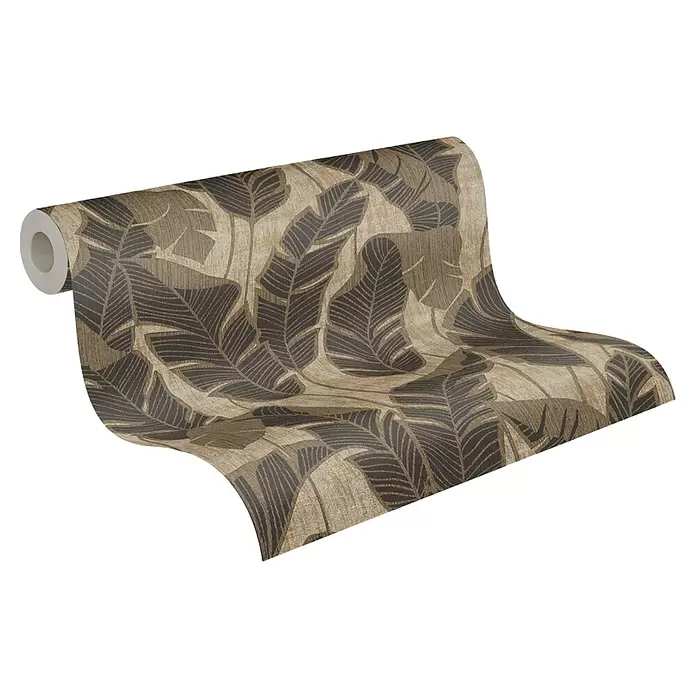 A.S. Création Jade 2 Vliestapete Blätter - Schwarzbeige, Floral, 10,05 x 0,53 m - Teilweise abgerollte Tapetenrolle mit dunklem und hellem braunem tropischem Blättermuster auf strukturiertem beigem Hintergrund.