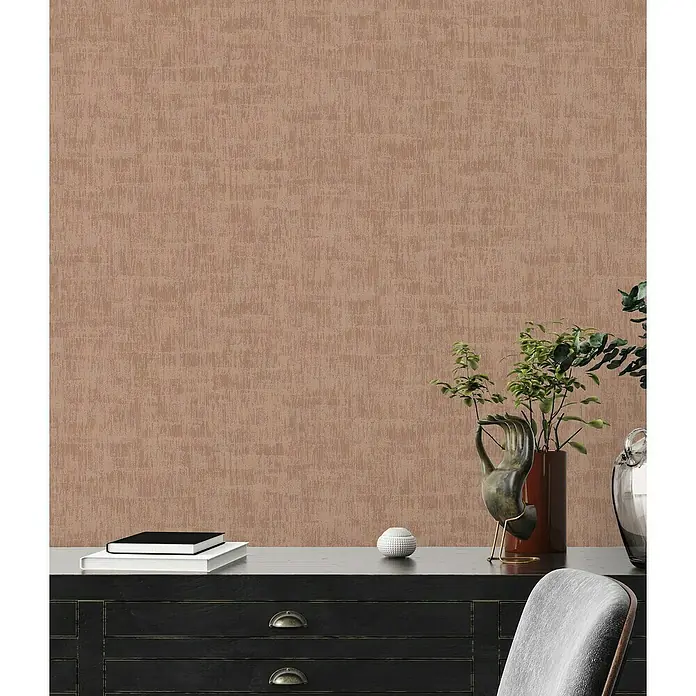 A.S. Création Jade 2 Vliestapete - Rosa, Uni, 10,05 x 0,53 m - Nahaufnahme der braunen Wandtapete mit subtiler Textur, die Wärme und Eleganz in den Raum bringt. Perfekt für eine stilvolle Wandgestaltung.