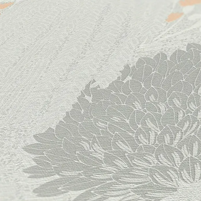 A.S. Création Famous Garden Vliestapete - Hellgrau-Weiß-Rosa, Floral, 10,05 x 0,53 m - Nahaufnahme einer grauen Tapete mit Blumenmuster, die ein elegantes und dezentes Design für moderne Wohnräume bietet.