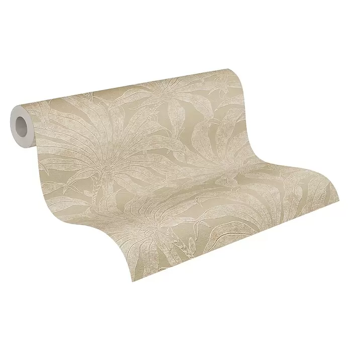 A.S. Création Jade 2 Vliestapete Pflanzen - Grau-Weiß-Gold, Floral, 10,05 x 0,53 m - Beigefarbene Tapete mit strukturiertem Blumenmuster, als teilweise abgerollte Rolle gezeigt.