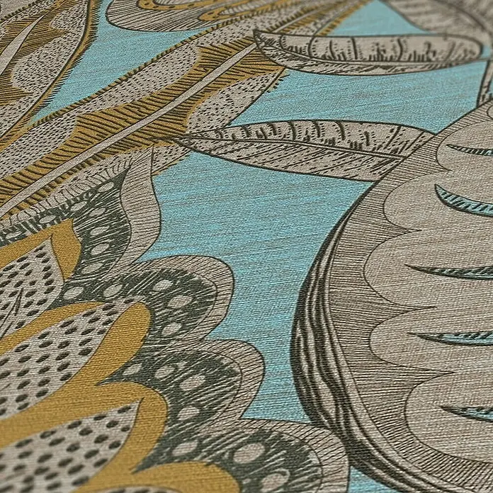A.S. Création Famous Garden Vliestapete Blatt - Hellblau-Gelb-Braun, Floral, 10,05 x 0,53 m - Nahaufnahme einer stilvollen Tapete mit einem filigranen floralen Muster in Beige, Gelb und Blau, die eine elegante Note verleiht.