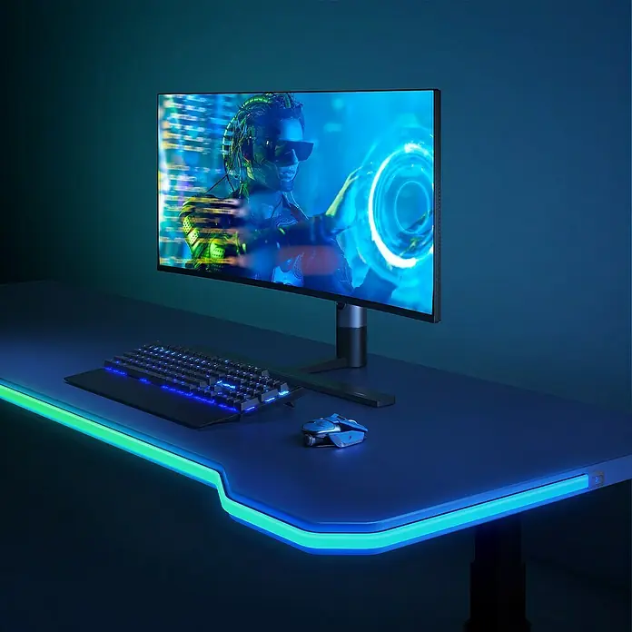 Govee Smart-LED-Band Gaming Table Neon Light H61C2 - 36 W, 100 V - 240 V - Gaming-Schreibtisch mit LED-Beleuchtung, Monitor, Tastatur und Maus. Ideal für ein immersives Spielerlebnis.