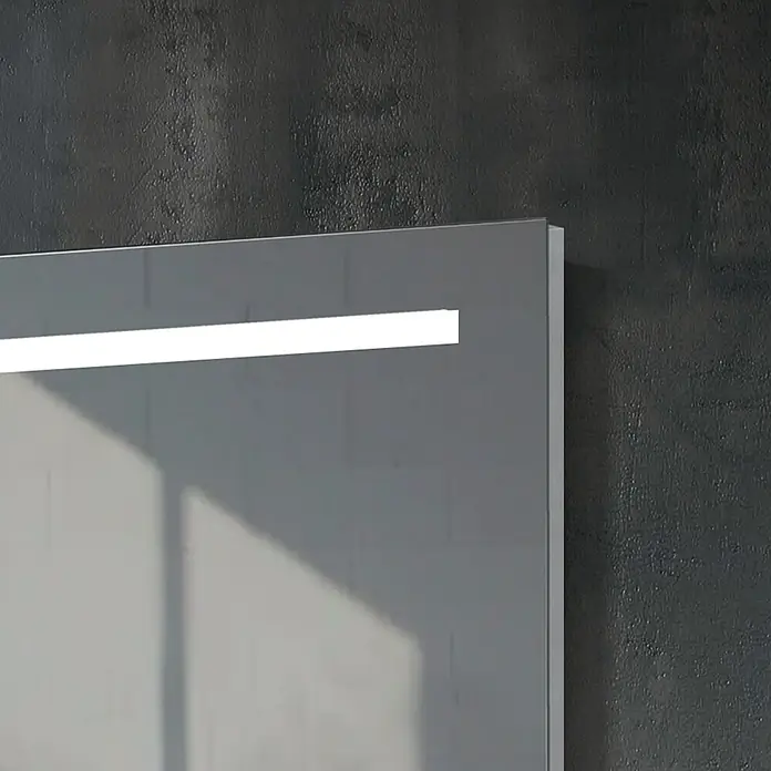 Camargue Lichtspiegel Eco One - 80 x 70 cm, Sensor - Detailansicht eines modernen Spiegels mit integrierter LED-Beleuchtung, ideal für Badezimmer und stilvolle Innenräume.