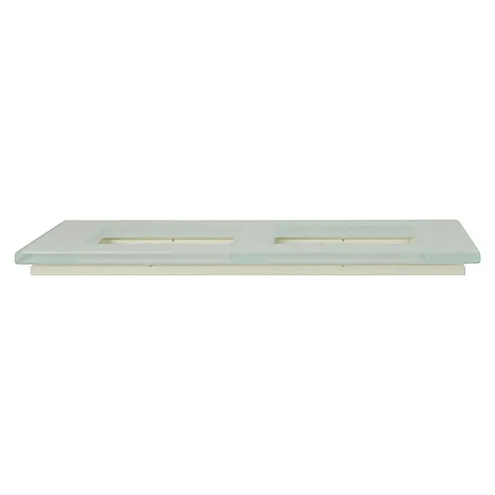 Glas-Abdeckrahmen - Mint glänzend, 2-fach, Passend für: Schalterserien mit dem Maße 55x55mm - Nahaufnahme eines klaren LED-Einbaustrahlers mit weißer Fassung, der modernes Design und effiziente Beleuchtung vereint.