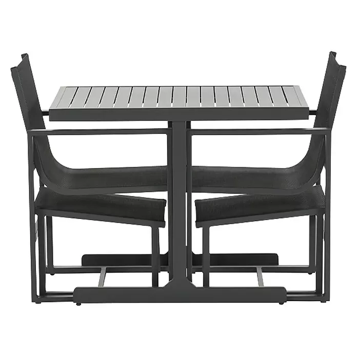 Garden Impressions Balkonmöbel-Set Alabama - 5 -tlg., Aluminium, Textilene, Schwarz/Anthrazit - Dunkelgraues Outdoor-Essgruppe aus Metall mit Lattenrosttisch und zwei Stühlen mit Netzsitzen.