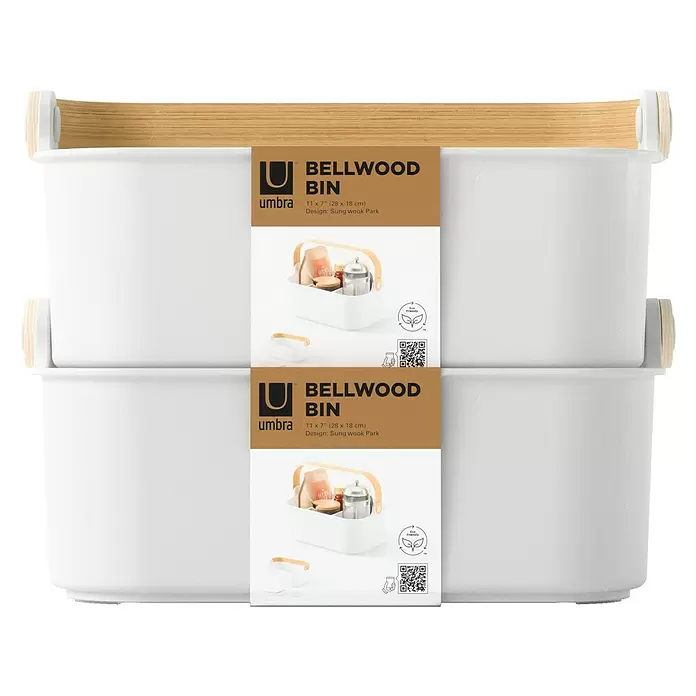 Umbra Aufbewahrungsbox Bellwood - L x B x H: 27 x 12 x 17 cm, Kunststoff, Weiß/Natur - Zwei gestapelte weiße Bellwood-Behälter mit Griffen aus Naturholz. Vielseitige Aufbewahrungsbehälter zur Organisation.