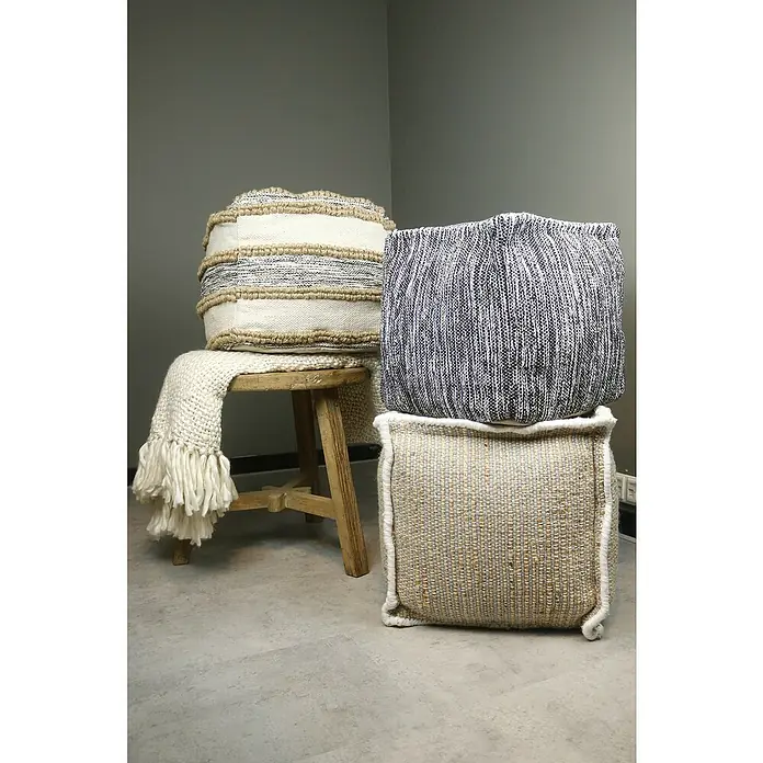 Hocker Pouf40 x 40 x 40 cm, Anthrazit, 65 % Baumwolle, 27 % Polyester, 8 % Wolle Mood Shot