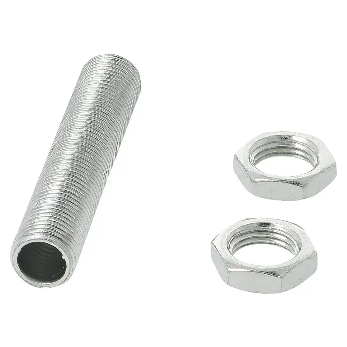 Voltomat Gewinderöhrchen M10x1 - 50 mm, Mit 2 Muttern - Ein metallisches Gewinderohr mit zwei dazugehörigen Sechskantmuttern auf schwarzem Hintergrund.