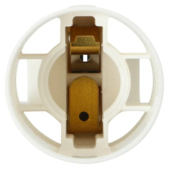 Voltomat Lampenfassung mit Glattmantel - E14, Weiß, Kunststoff, Max. Anschlussleistung: 60 W - Nahaufnahme einer G4/G6.35 Lampenfassung mit einem weißen Gehäuse und internen goldenen Kontakten.