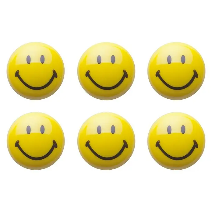 Zeller Present Magnet-Set Smiley - 6 -tlg., Gelb, Durchmesser: 3 cm - Nahaufnahme von sechs gelben Smiley-Buttons, die in zwei Reihen angeordnet sind und ein Lächeln zeigen.