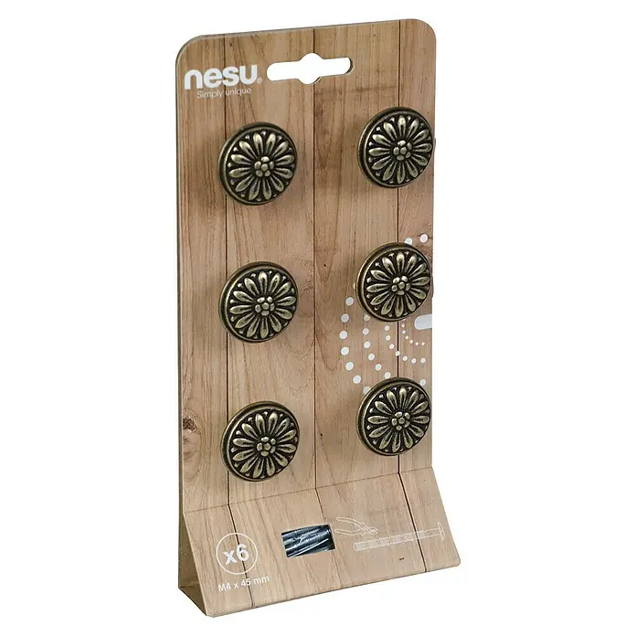 Nesu Pomo para muebles Pétalo - Ø x Al: 31 x 20 mm, Cuero viejo, 6 ud. - Primer plano de seis pomos de muebles decorativos de color bronce con un diseño floral, empaquetados en una tarjeta con efecto madera.
