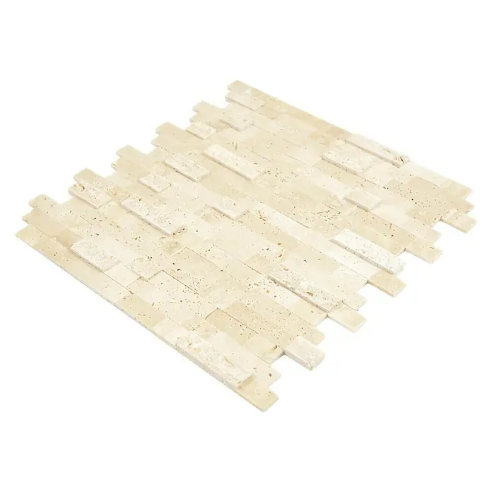 Selbstklebemosaik SAM 4NM42 - 30 x 27,5 cm, Beige, Matt - Nahaufnahme eines Paneels aus beigen Travertin-Wandfliesen, die eine natürliche und elegante Textur für die Inneneinrichtung bieten.