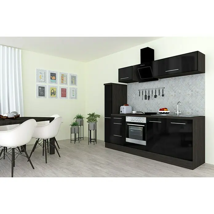 Respekta Premium Küchenzeile RP240ESCBO - Breite: 240 cm, Schwarz, Mit Elektrogeräten - Ein Blick auf eine moderne, schwarze Küche mit Hochglanzfronten, ergänzt durch einen Esstisch und Stühle im minimalistischen Design.