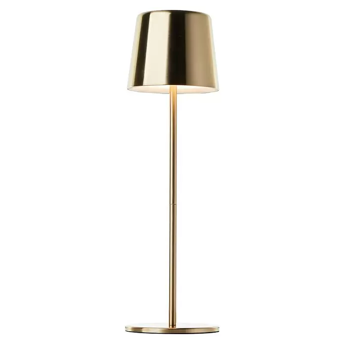 Brilliant Akku-Tischleuchte Xaana - 2 W, Gold, Mehrfarbig - Goldene Metall-Tischlampe mit konischem Schirm, schlankem Fuß und rundem Sockel, die warmes Licht ausstrahlt.
