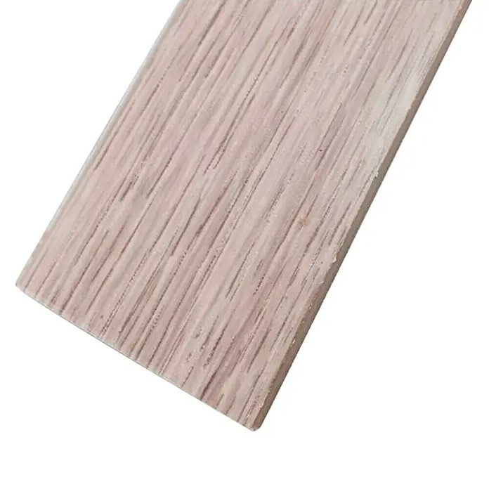 Rufete Listón rectangular Roble blanco - Largo: 100 cm - Primer plano de una tabla de madera clara con grano visible. La tabla rectangular tiene una superficie lisa que muestra la textura natural de la madera.