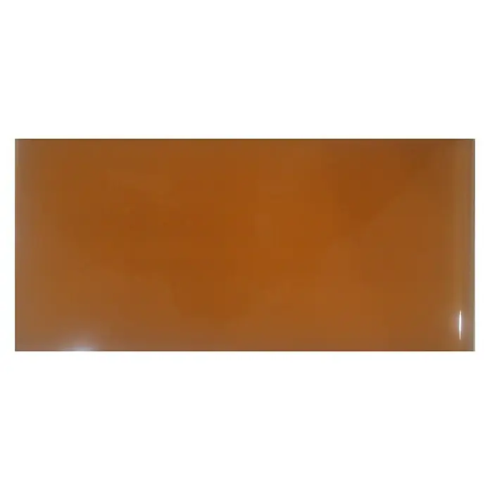 Revestimiento de pared Vierteaguas - 14 x 28 cm, Miel, Brillante - Baldosa de cerámica color caramelo de alto brillo, ideal para cocinas y baños. La superficie reflectante añade un toque moderno.