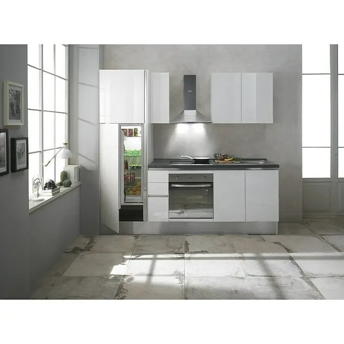 Marinelli Cucine Vormontierte Küchenzeile Giulia - Breite: 245 cm, Weiß, Mit Elektrogeräten, Dekor Arbeitsplatte: Marmoroptik, Spüle rechts - Helles Küchendesign mit weißen, glänzenden Schränken, integriertem Kühlschrank und modernem Dunstabzug für ein elegantes Kocherlebnis.