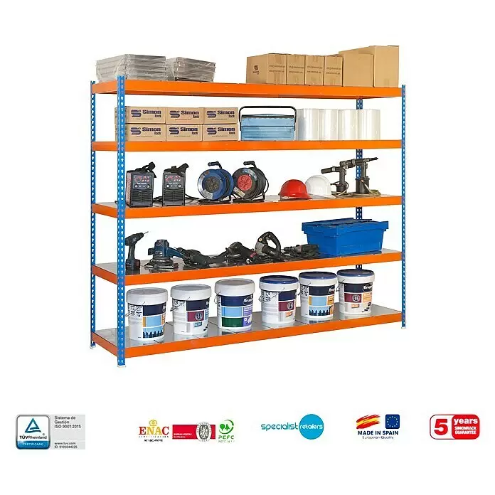 Simonrack Simonforte Estantería para cargas pesadas Metal - Al x An x Pr: 200 x 150 x 60 cm, Capacidad de carga por balda: 600 kg, Número de baldas: 5 ud., Inserción, Azul/Naranja - Estantería industrial azul y naranja de varios niveles con herramientas, cajas y botes de pintura.