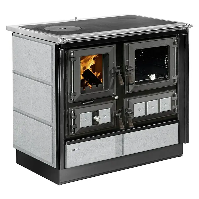Justus Küchenherd Rustico 90 2.0 - 7 kW, Raumheizvermögen: 144 m³, Schwarz/Speckstein - Ein detailliertes Bild eines Justus-Holzherds, der traditionelles Design und Funktionalität vereint.