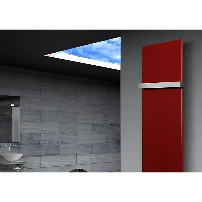 Szagato Designheizkörper Manhattan 3 - B x H: 470 x 1.800 mm, Wärmeleistung bei Vorlauftemperatur von 75 °C (D: 50): 1.118 W, Rot, Mit 1 Handtuchhalter (50 mm) - Roter Heizkörper mit Chromakzent. Das moderne Design ergänzt das Badezimmerinterieur mit einem Hauch von Eleganz und Wärme.