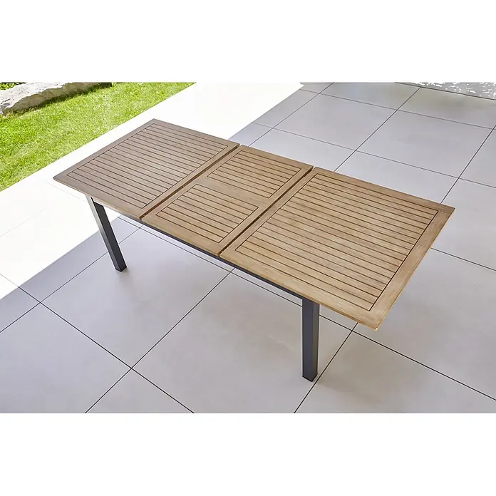 Sunfun Gartenmöbel-Set Carina/Maja - 7 -tlg., Akazie/Textilen/Metall, Naturbraun/Anthrazit, Gartenstuhl klappbar - Ein Gartentisch aus Holz mit einem modernen Design und robusten Metallbeinen, ideal für den Außenbereich.