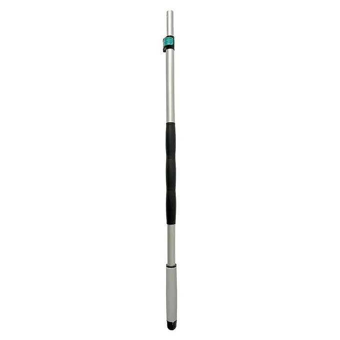 Arcora Teleskopstiel Profi - Aluminium, 2 -tlg. - Das Bild zeigt einen länglichen, silbergrauen Roboterarm mit einem schwarzen, flexiblen Mittelteil. Er steht aufrecht vor einem schwarzen Hintergrund.
