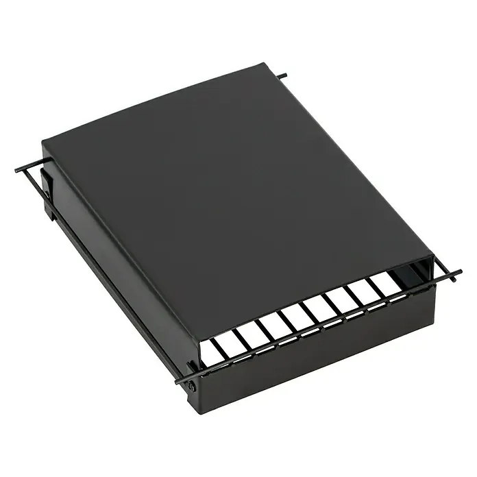 Kohleschale - Passend für: Grillstar Smoker Missouri - Nahaufnahme einer schwarzen Metallschublade mit Gitterstruktur, die Funktionalität und modernes Design vereint. Ideal für Büro oder Werkstatt.