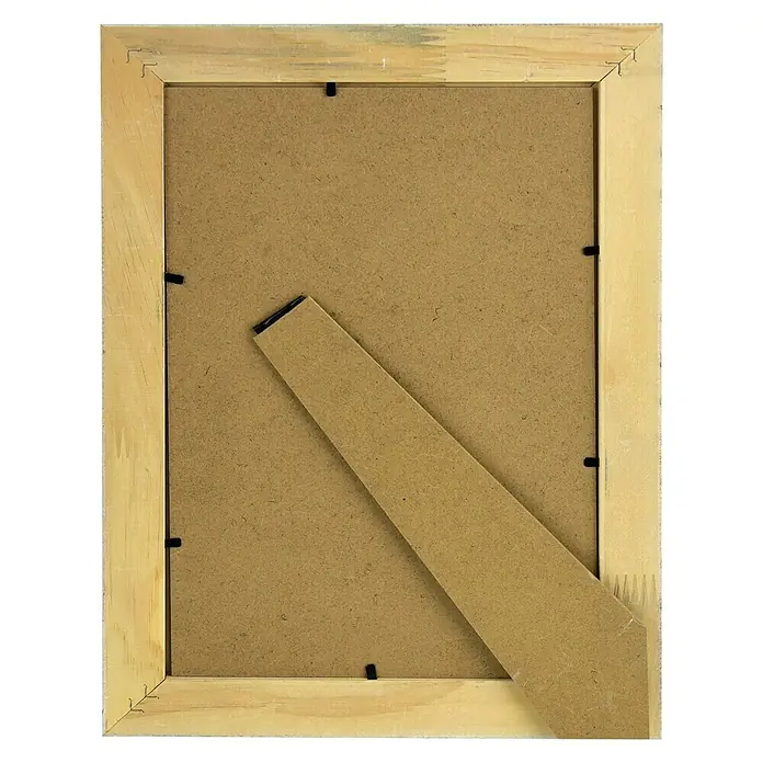Nielsen Holzrahmen Antigo - 18 x 24 cm, Silber - Rückseite eines hölzernen Fotorahmens mit Ständer, ideal zum Präsentieren von Erinnerungen.