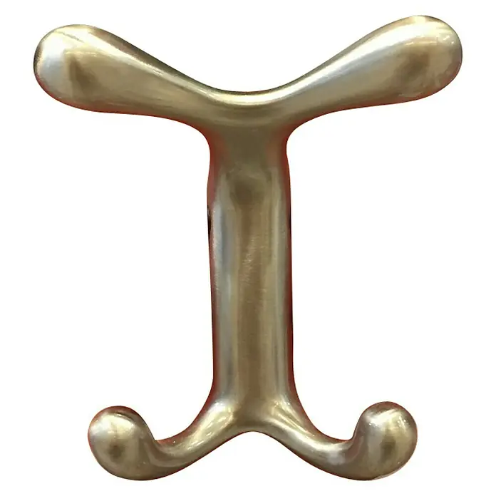 Häfele Garderobenhaken - Anzahl Haken: 4 Stk., Nickel - Nahaufnahme eines stilvollen, goldenen Körpermassagegeräts, das Entspannung und Wohlbefinden verspricht.