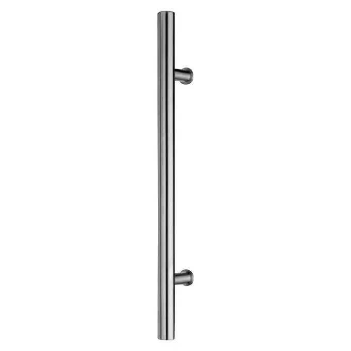 Portofino Haustür Basico 90 - 110 x 210 cm, DIN Anschlag: Links - Ein polierter, moderner Edelstahl-Stangengriff für Türen, ideal für ein stilvolles und funktionales Design im Innenbereich.