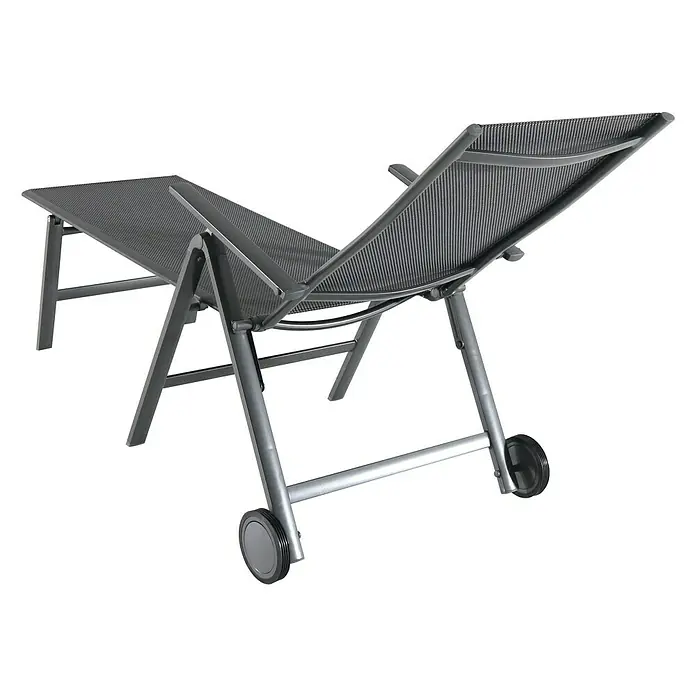 Sunfun Maja Gartenliege - L x B x H: 146 x 77 x 45 cm, Anthrazit, Metall, Rollbar - Bild einer grauen Sonnenliege mit Rädern. Die Liege ist aus Metall und Stoff gefertigt und bietet Komfort im Freien.