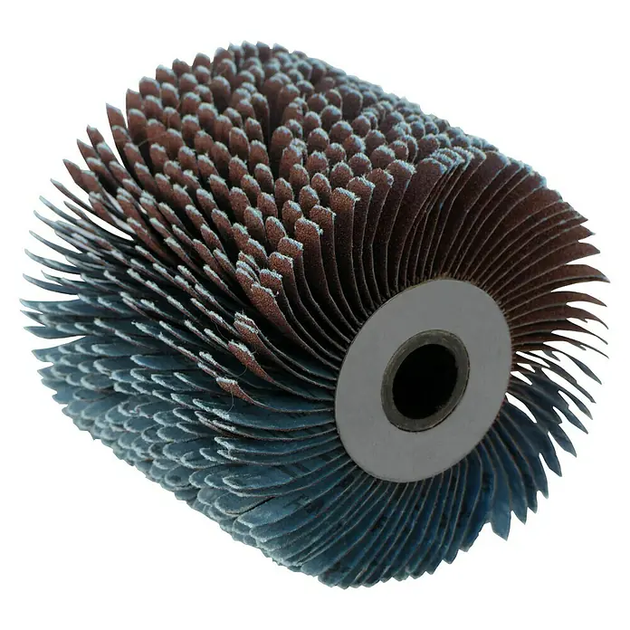 Fartools Cepillo cilíndrico multi láminas madera curva - Específico para: Multilijadora Fartools REX 120C, Apto para: Madera, 1 ud. - Primer plano de un cepillo de láminas, una herramienta versátil para lijar, pulir y desbarbar superficies, ideal para aplicaciones de metal y madera.