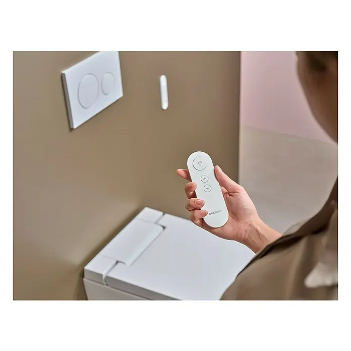 Geberit Wand-Dusch-WC-Set AquaClean Alba - Spülrandlos, Ohne Spezialglasur, Spülform: Tief, WC Abgang: Waagerecht, Weiß - Fernbedienung für ein Geberit AquaClean Dusch-WC zur Steuerung verschiedener Funktionen wie Duschstrahl und Föhn.