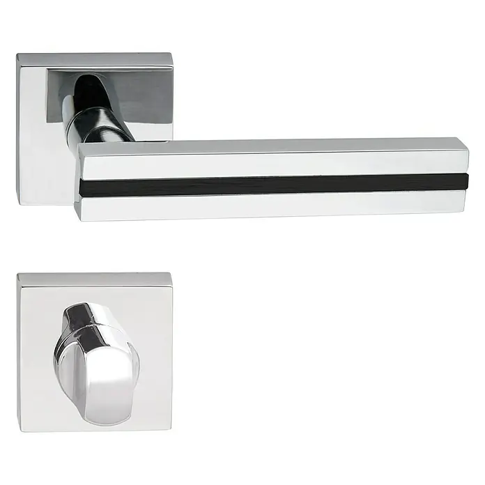 Diamond Doors Black Edition Zimmertürgarnitur WC Hampton Black - Chrom, Stärke Tür: 40 mm - 45 mm, Schlitzkopf/Olive - Bild eines modernen Türgriffs mit quadratischer Rosette und einem schlanken, rechteckigen Griff mit schwarzem Akzent.