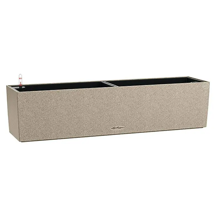 Lechuza Balconera Balkonkasten Stone - Max. Außenlänge: 79 cm, Sandbeige - Das rechteckige Pflanzgefäß Lechuza Balconera Cottage mit Bewässerungssystem ist ideal für Balkone und Terrassen.
