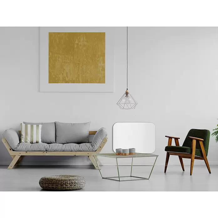 Purline Emisor térmico Ceramic AC1000 WiFi - 1.000 W, Blanco, 10 x 73 x 53 cm - Sofá de madera con cojines grises, sillón verde, puf tejido, mesa de centro de metal, lámpara colgante geométrica y arte abstracto dorado.