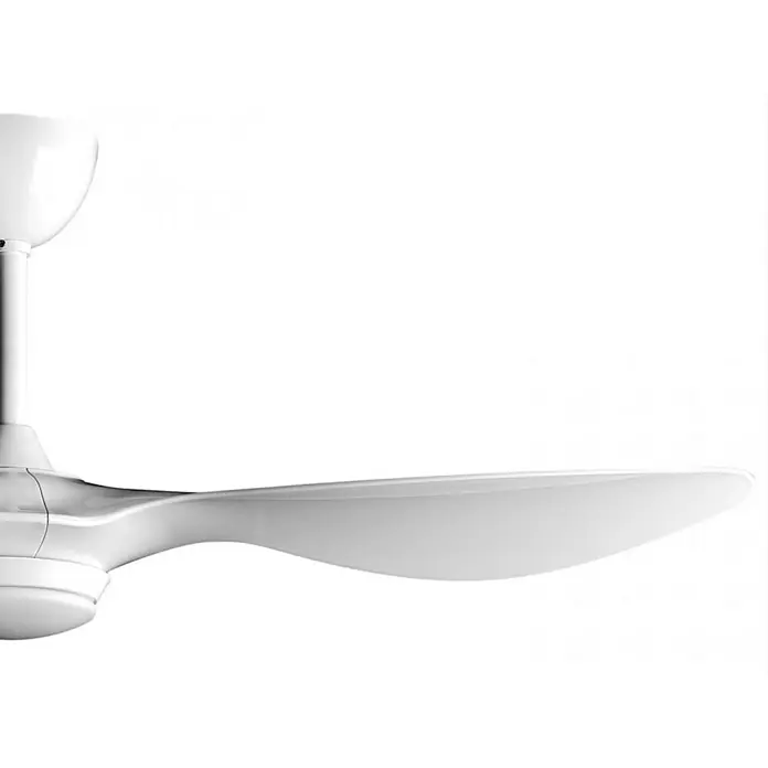 Purline Ventilador de techo Helix White - Blanco, 132 cm, 35 W, Blanco cálido - Primer plano de un elegante ventilador de techo blanco, que combina diseño moderno y funcionalidad para cualquier estancia.
