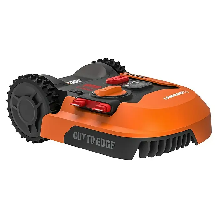 Worx PowerShare 20V Robot cortacésped Landroid M700 - 700 m², Ancho de corte: 18 cm, Navegación por inducción, Cable de antena - Robot cortacésped naranja y negro con ruedas grandes texturizadas y panel de control, con la marca 'CUT TO EDGE'.