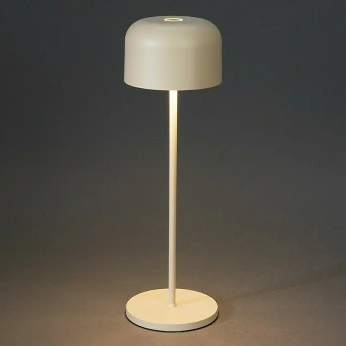 Konstsmide Akku-Tischleuchte Lille - 3,5 W, L x B x H: 11 x 11 x 36 cm, Sand, Mehrfarbig - Elegante Stehlampe mit schlichtem Design. Die cremefarbene Lampe sorgt für eine angenehme Beleuchtung in jedem Raum.