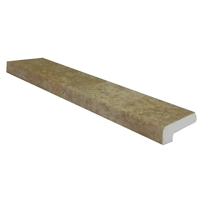 Bariperfil Perfil de acabado y remate Cuarcita - 2,2 m x 10 mm - Imagen de un borde de escaleras para baldosas de suelo beige. El borde de escaleras tiene un borde frontal redondeado y una superficie antideslizante.