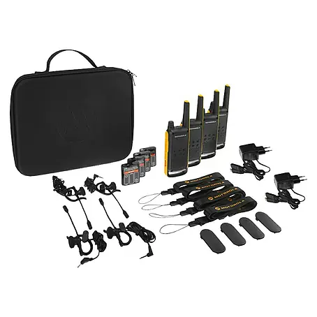 Motorola Solutions  Walkie-Talkie Talkabout T82 Quad