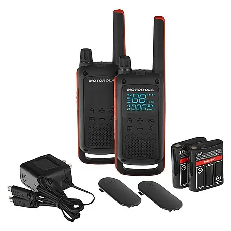 Motorola Solutions  Walkie Talkie Talkabout T82