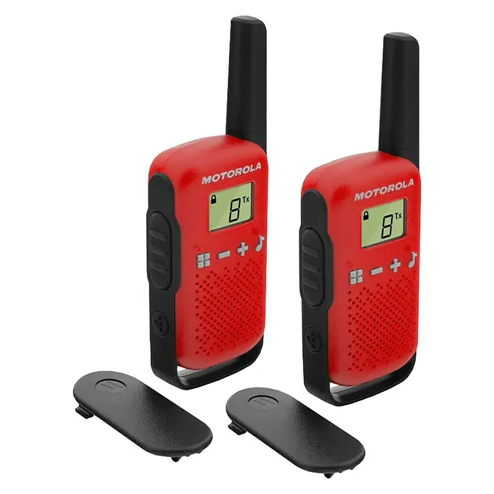 Motorola Solutions Walkie Talkie Talkabout T42 - Reichweite ca.: 4 km, Rot/Schwarz - Bild von zwei roten Motorola Walkie-Talkies mit schwarzer Umrandung und Batteriefachdeckeln.