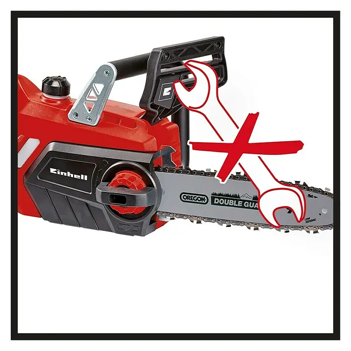 Einhell PXC 18V Motosierra de batería GE-LC 18 Li-Solo - 18 V, Sin batería, Longitud de la cuchilla: 25 cm - Imagen de una motosierra Einhell roja, que no debe ser utilizada.