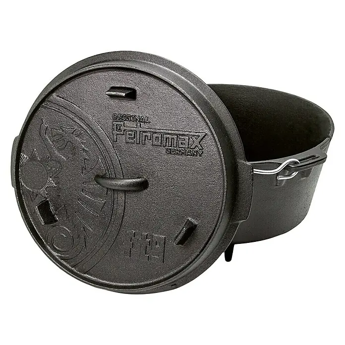 Petromax Dutch Oven - Ø x H: 36,4 x 23,2 cm, Gusseisen, 7,5 l, Mit Füßen - Das Bild zeigt einen Petromax Feuertopf aus Gusseisen mit Deckel. Der Topf ist ideal zum Kochen im Freien und bietet vielseitige Einsatzmöglichkeiten.