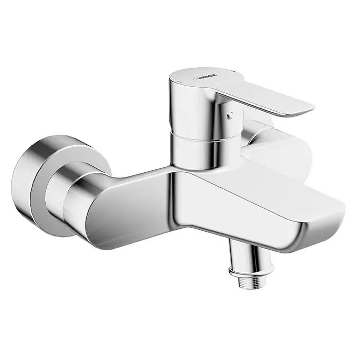 Hansa Ligna Badewannenarmatur - Ausladung Armatur: 152 mm, Chrom, Glänzend - Nahaufnahme eines glänzenden, silberfarbenen Wasserhahns. Der Hahn ist modern und minimalistisch gestaltet.