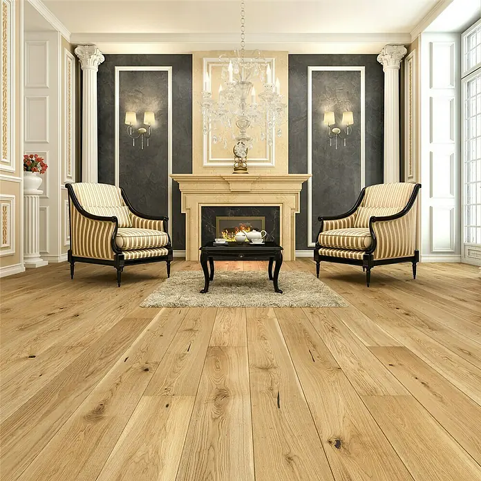 Parkett - Eiche Varius geölt, Landhausdiele, 2.200 x 207 x 14 mm - Ein elegantes Wohnzimmer mit Parkettboden, zwei Sesseln und einem Kamin, der eine warme Atmosphäre schafft. Die Einrichtung ist stilvoll und einladend.
