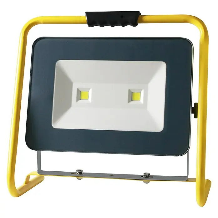 Profi Depot LED-Strahler Mobil - 6.400 lm, 4.000 K, L x B x H: 40,5 x 44,4 x 22,3 cm, IP65 - Tragbarer LED-Baustrahler mit gelbem Rahmen und schwarzem Griff für den flexiblen Einsatz auf Baustellen oder im Freien.